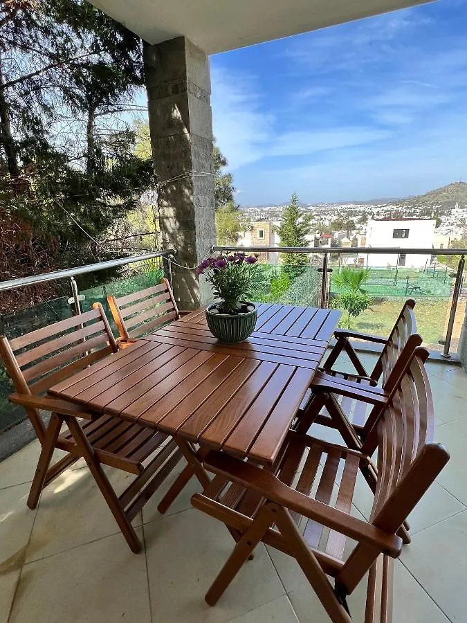 2+1 House In Bodrum Center With Sea View And Big Private Garden