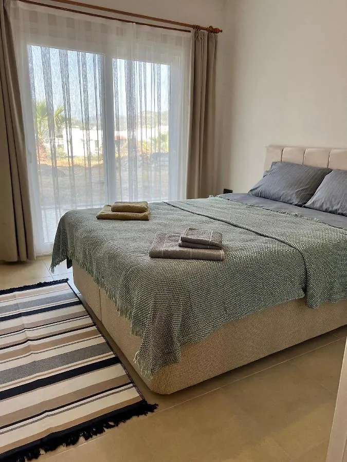 2+1 House In Bodrum Center With Sea View And Big Private Garden Apartament